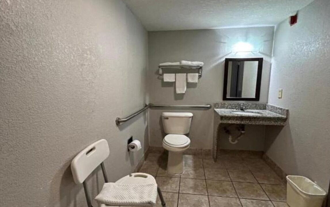 Photo of Bathroom in Griffin