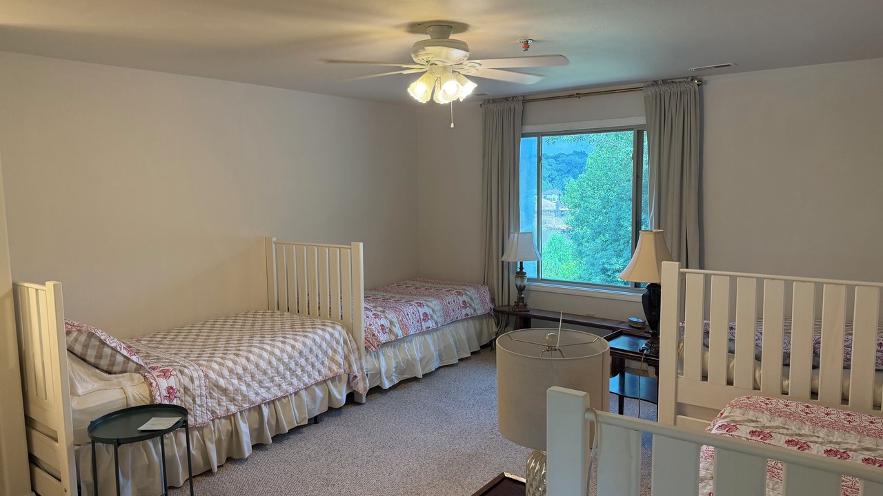 Photo of Bedroom in Crane Hill