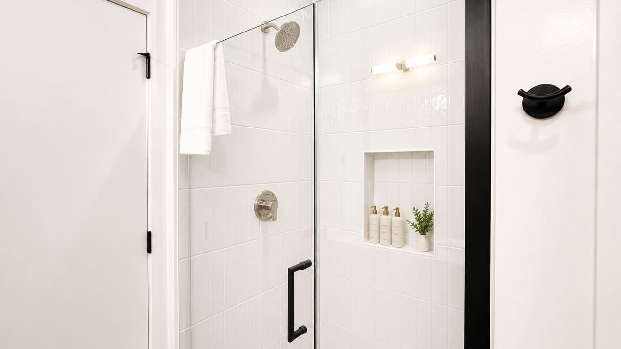 Photo of Bathroom in Metropolitan