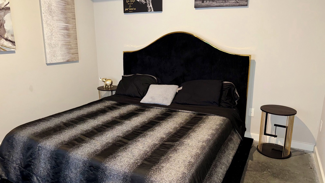 Photo of Bedroom in Westside