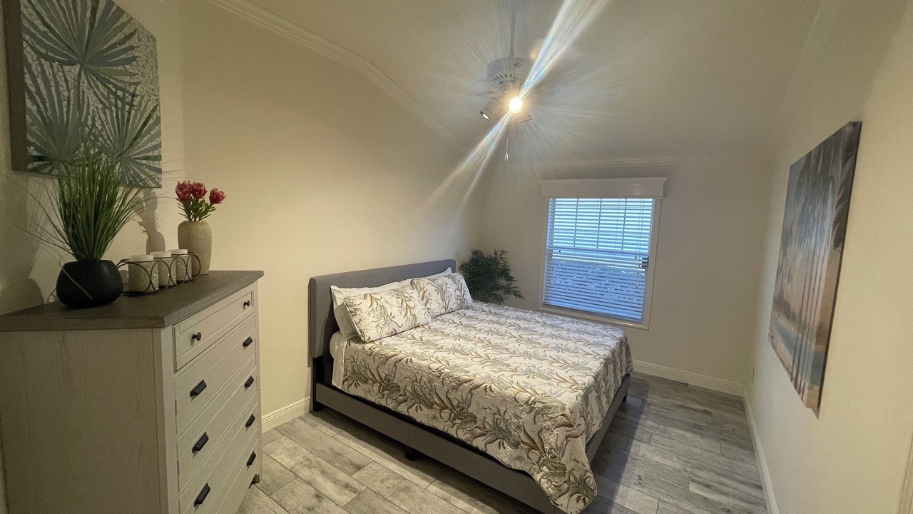 Photo of Bedroom in Lake Sumter Landing