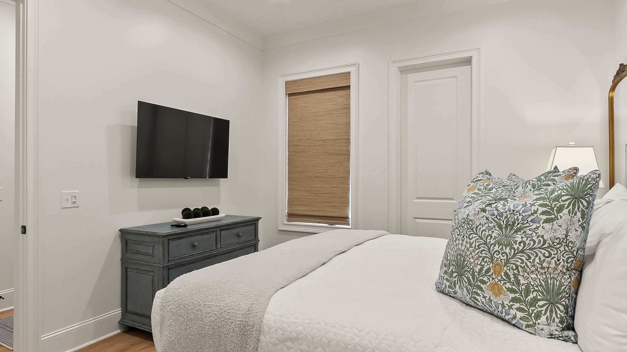 Photo of Bedroom in Tuscaloosa