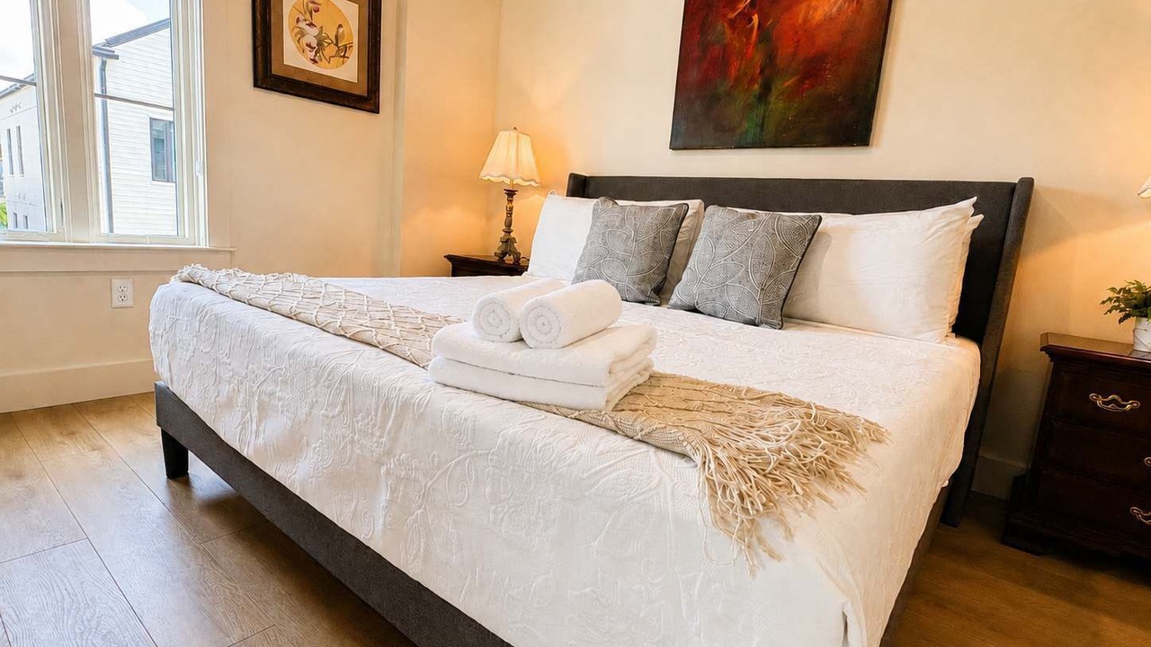 Photo of Bedroom in Metropolitan