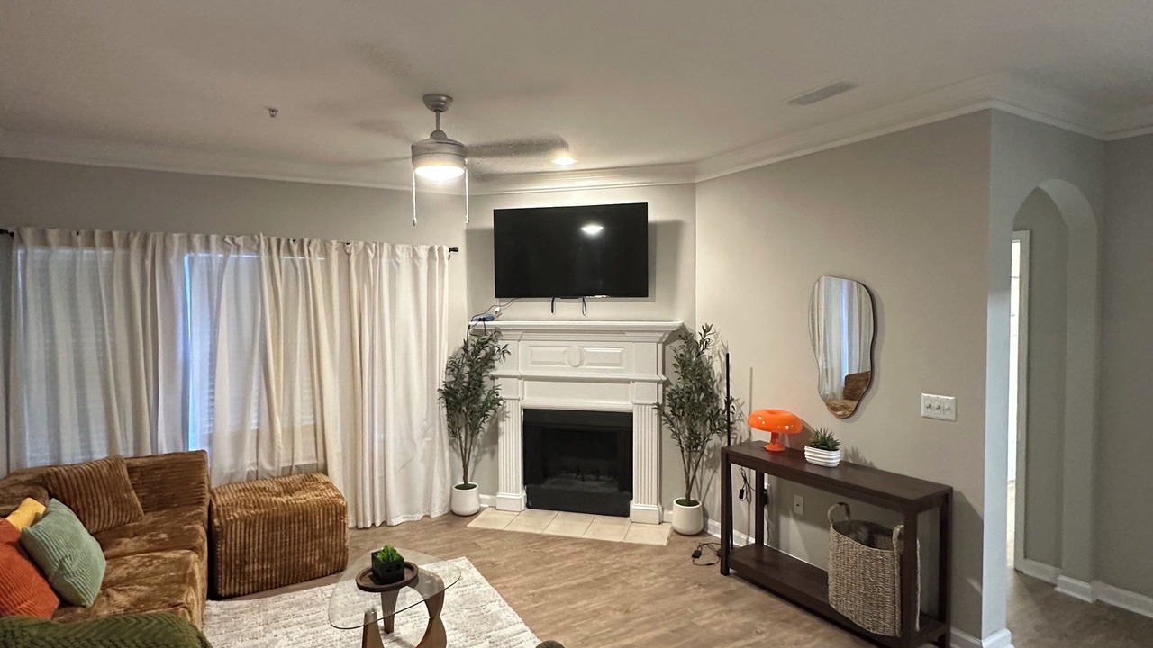 Photo of Livingroom in Lindridge-Martin Manor