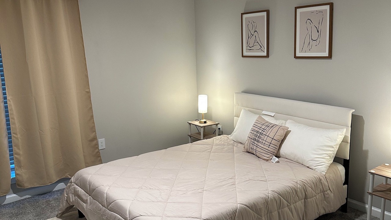 Photo of Bedroom in Lindridge-Martin Manor