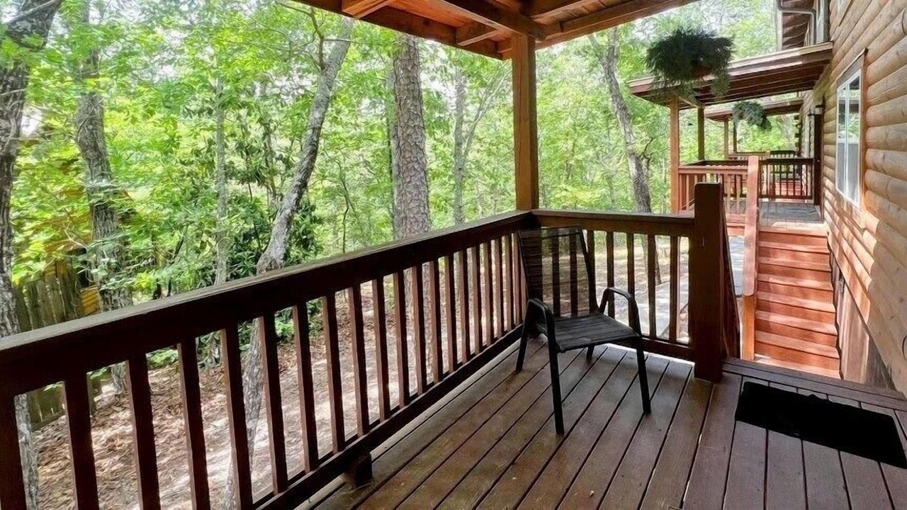 Photo of Patio Balcony in Pine Mountain