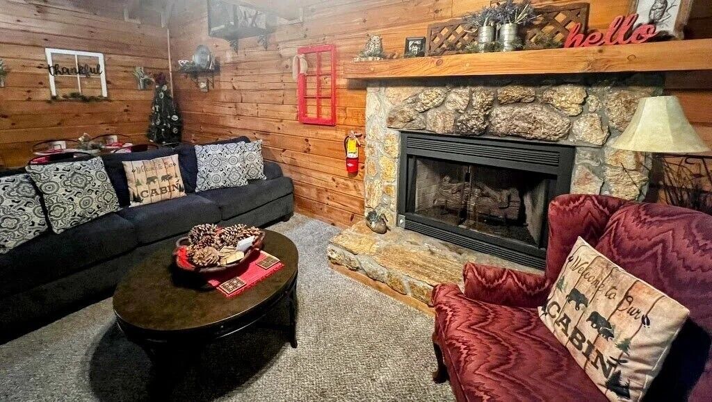 Photo of Livingroom in Pine Mountain