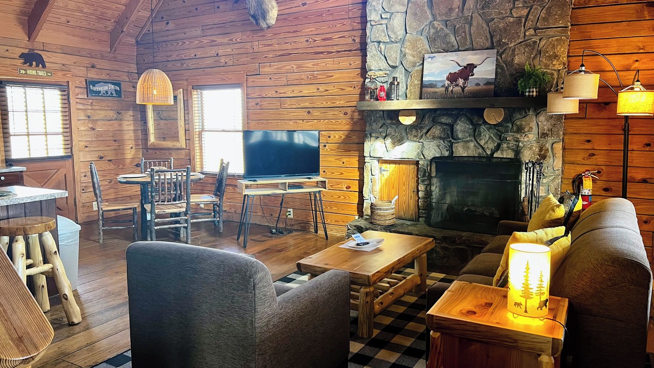 Photo of Livingroom in Pine Mountain