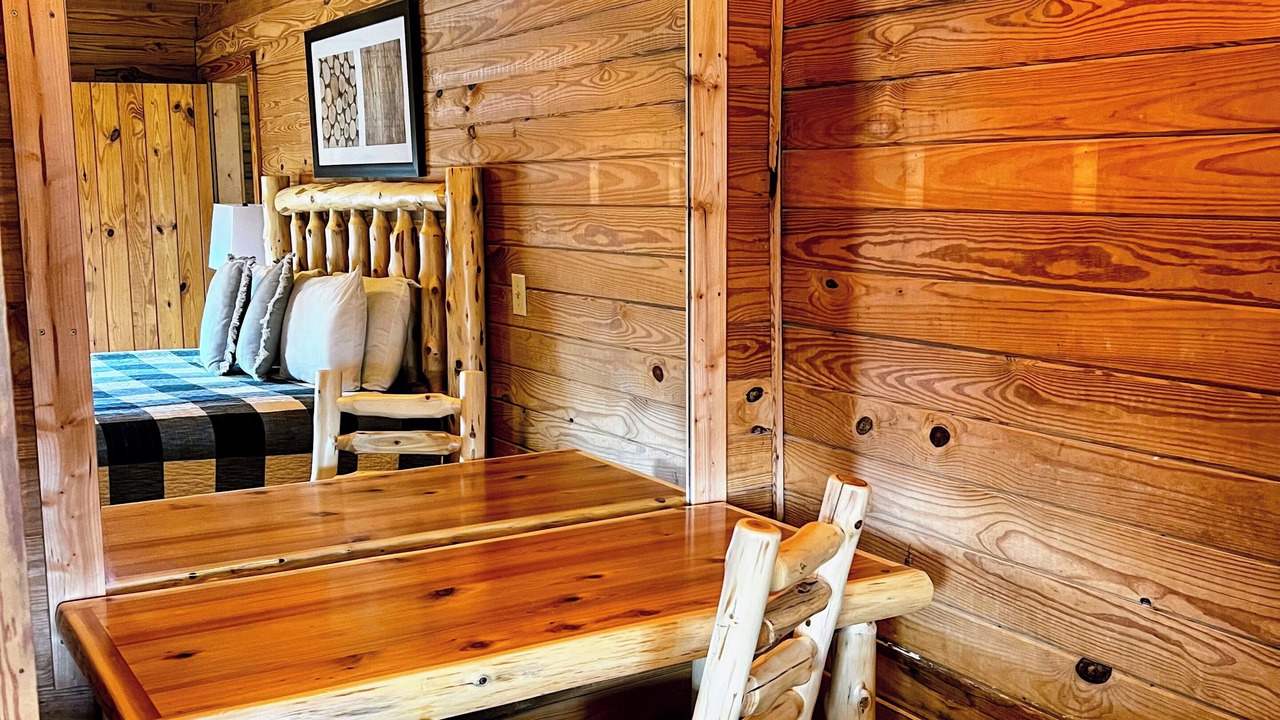 Photo of Bedroom in Pine Mountain