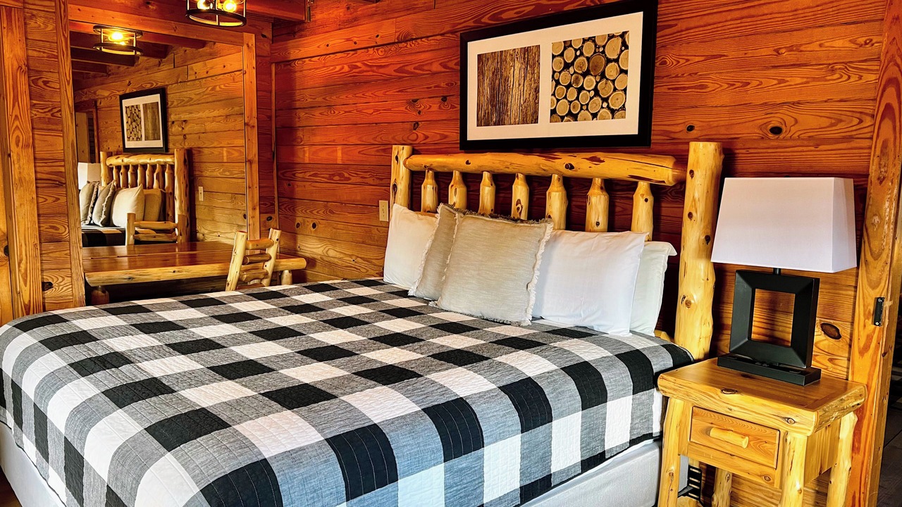 Photo of Bedroom in Pine Mountain