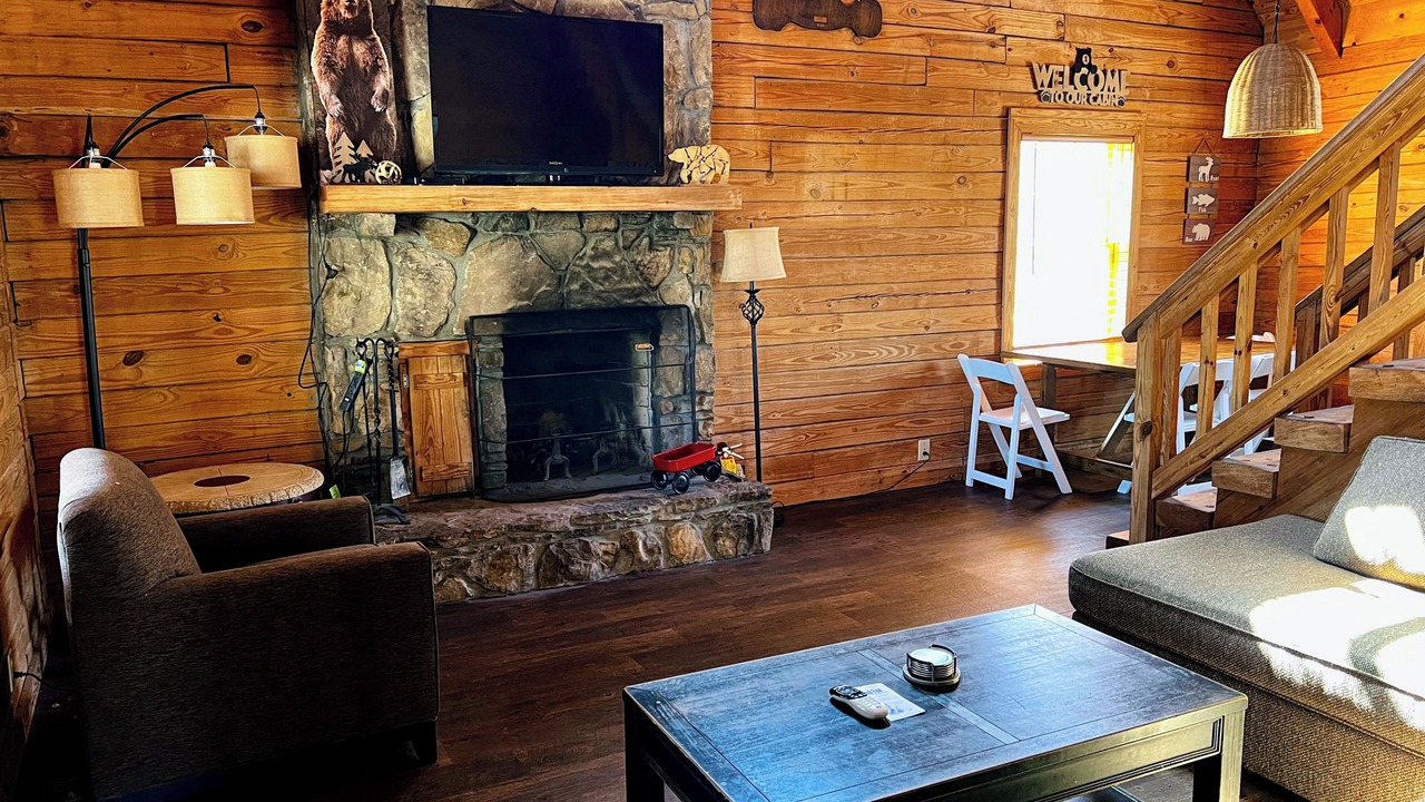 Photo of Livingroom in Pine Mountain