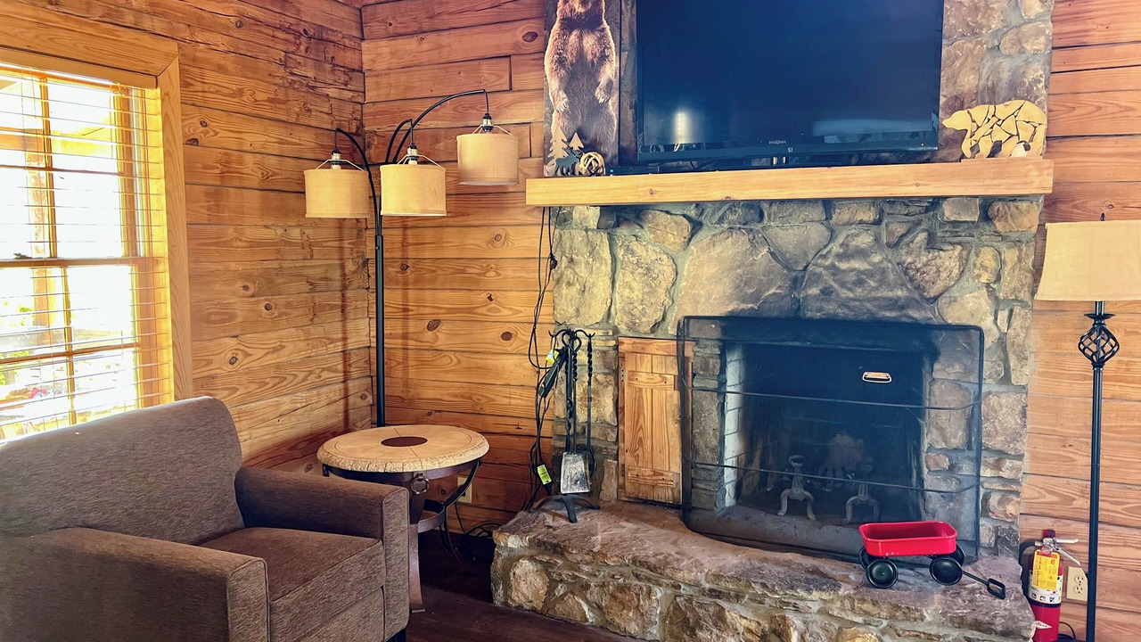 Photo of Livingroom in Pine Mountain