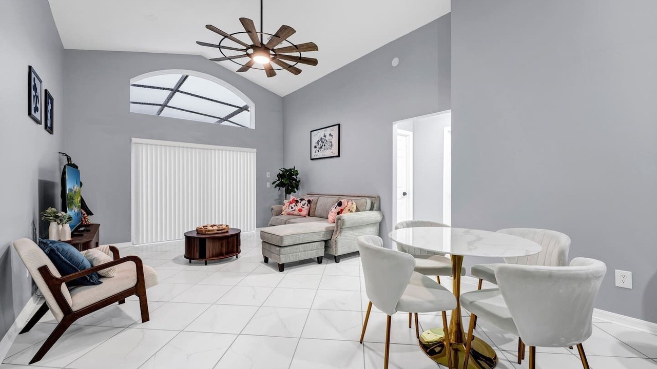 Photo of Livingroom in Solana