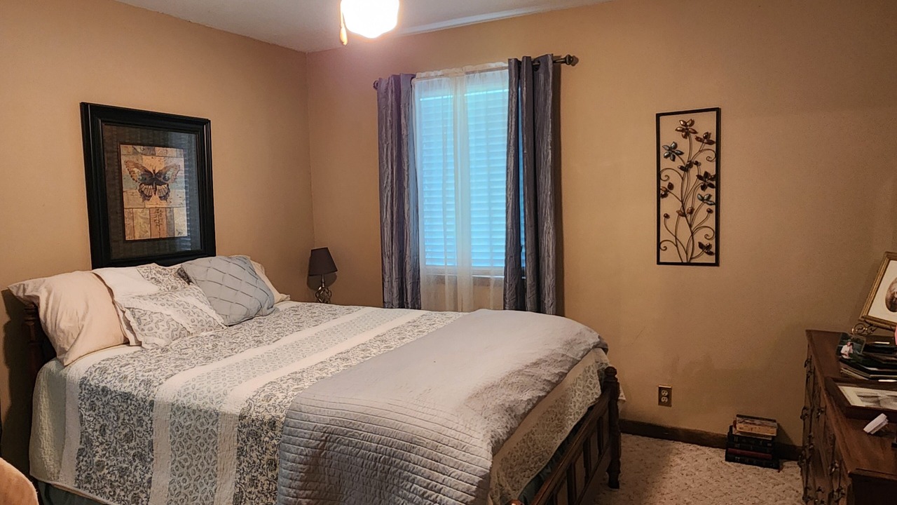 Photo of Bedroom in Ashley County