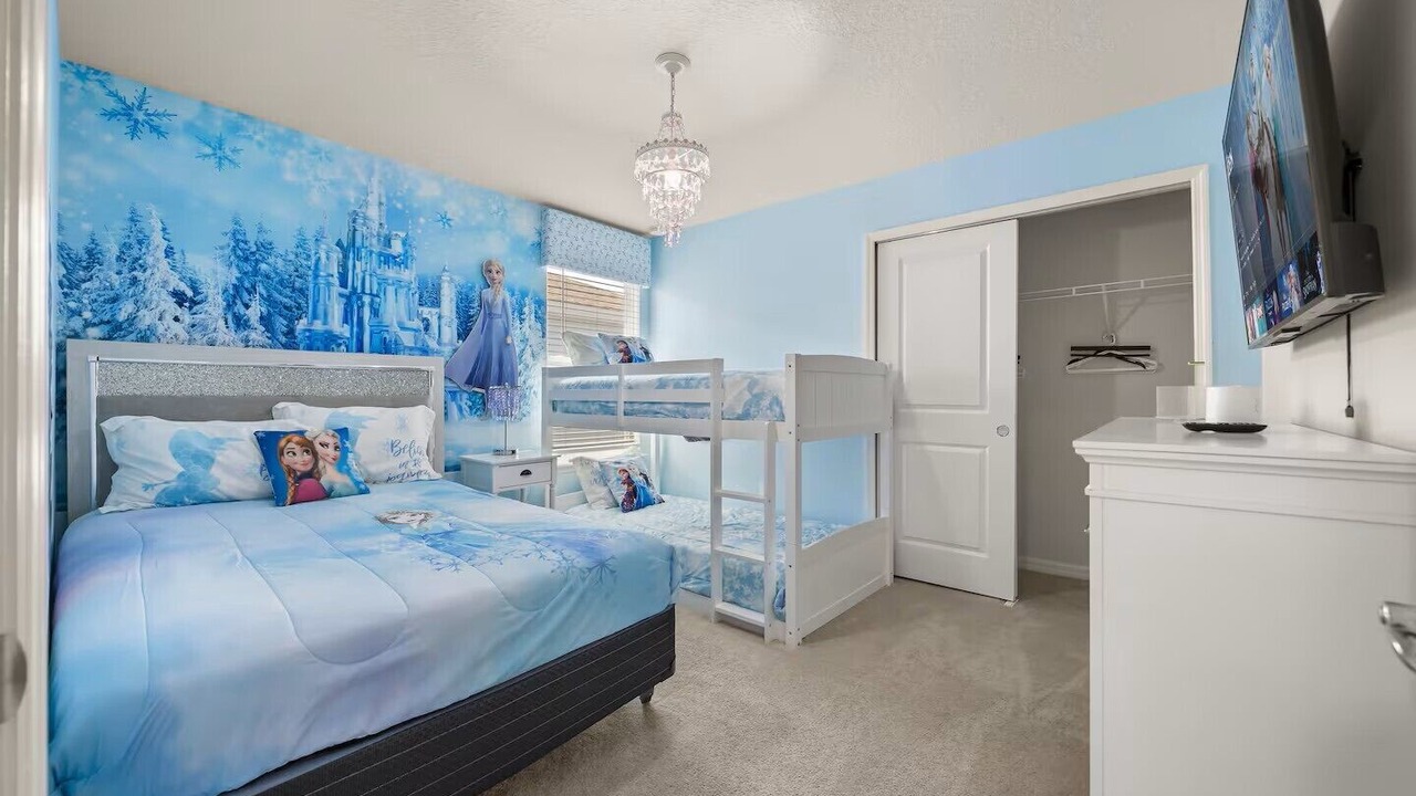 Photo of Bedroom in Davenport