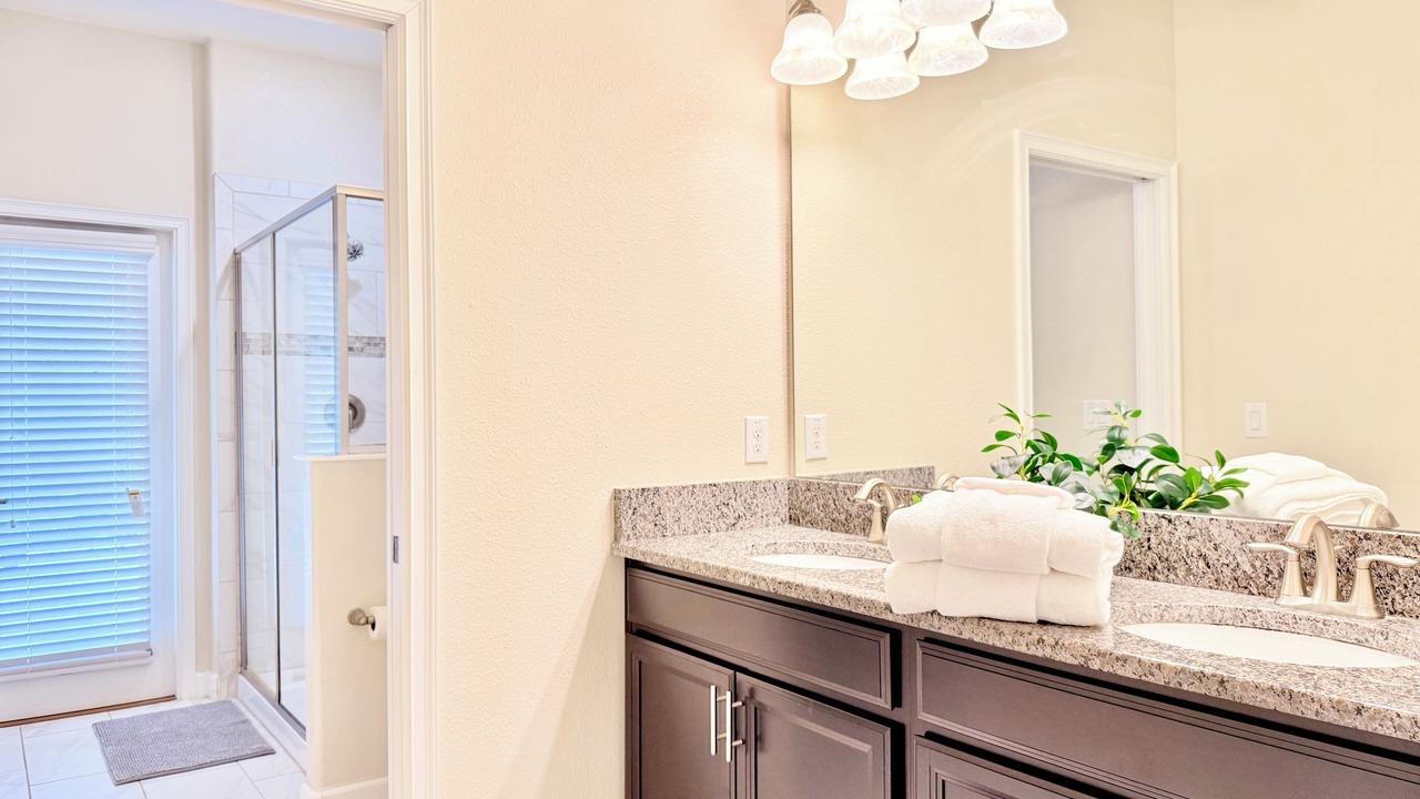 Photo of Bathroom in Davenport