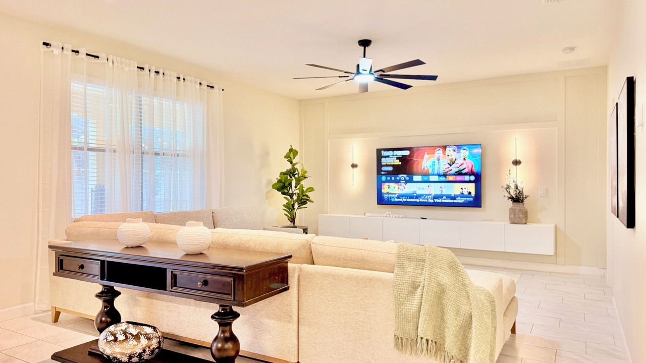 Photo of Livingroom in Davenport