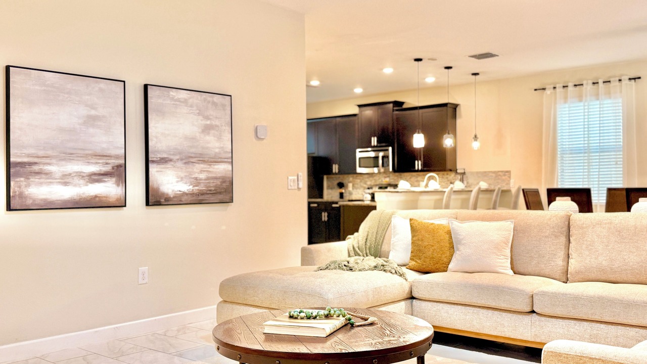 Photo of Livingroom in Davenport