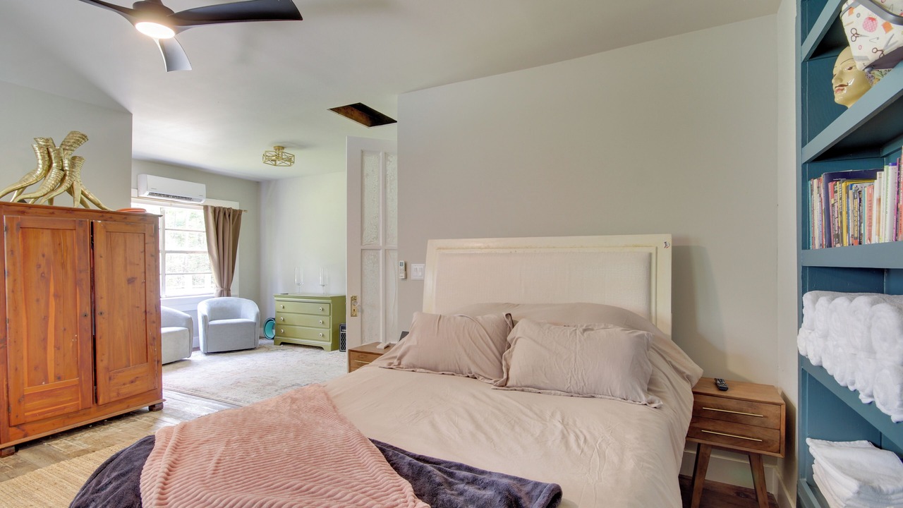 Photo of Bedroom in Ocean Springs