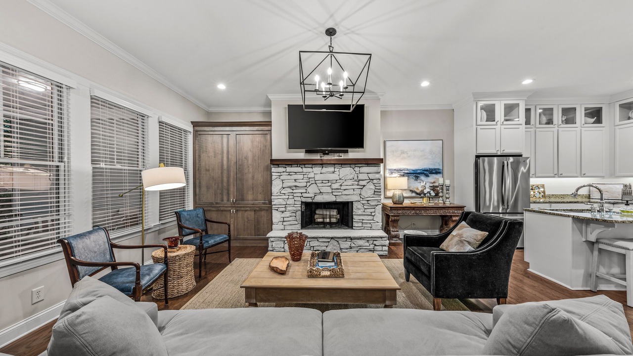 Photo of Livingroom in Reynolds Landing
