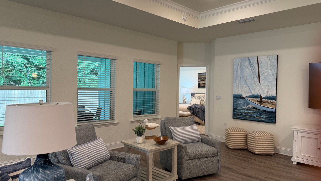 Photo of Livingroom in Foley