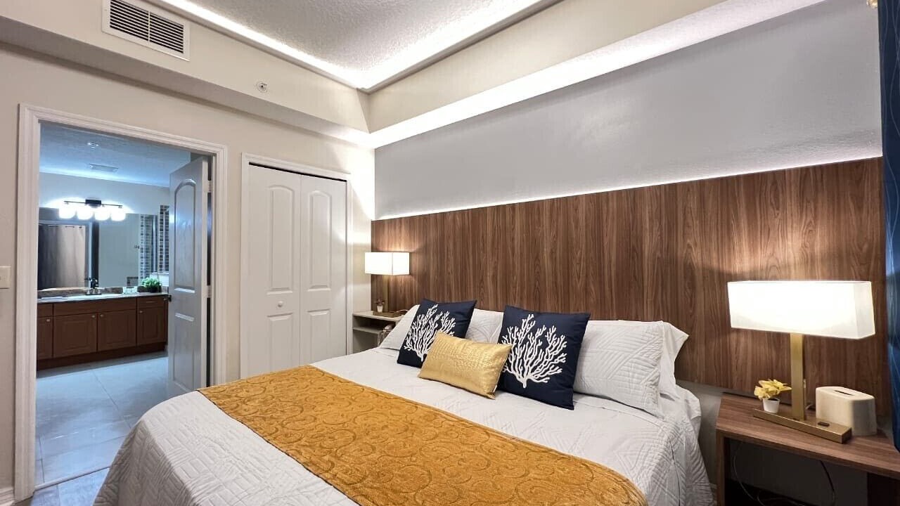 Photo of Bedroom in Florida Center