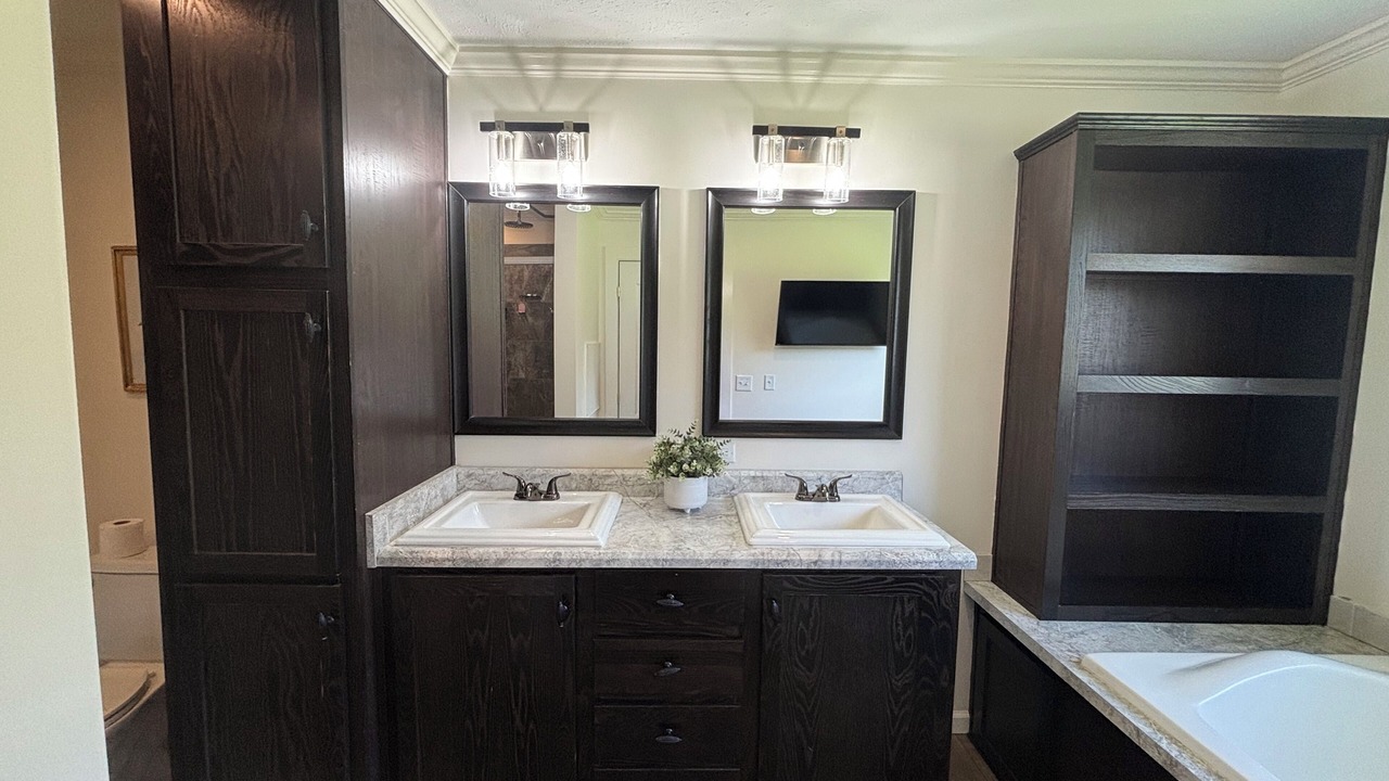 Photo of Bathroom in Saint Elmo