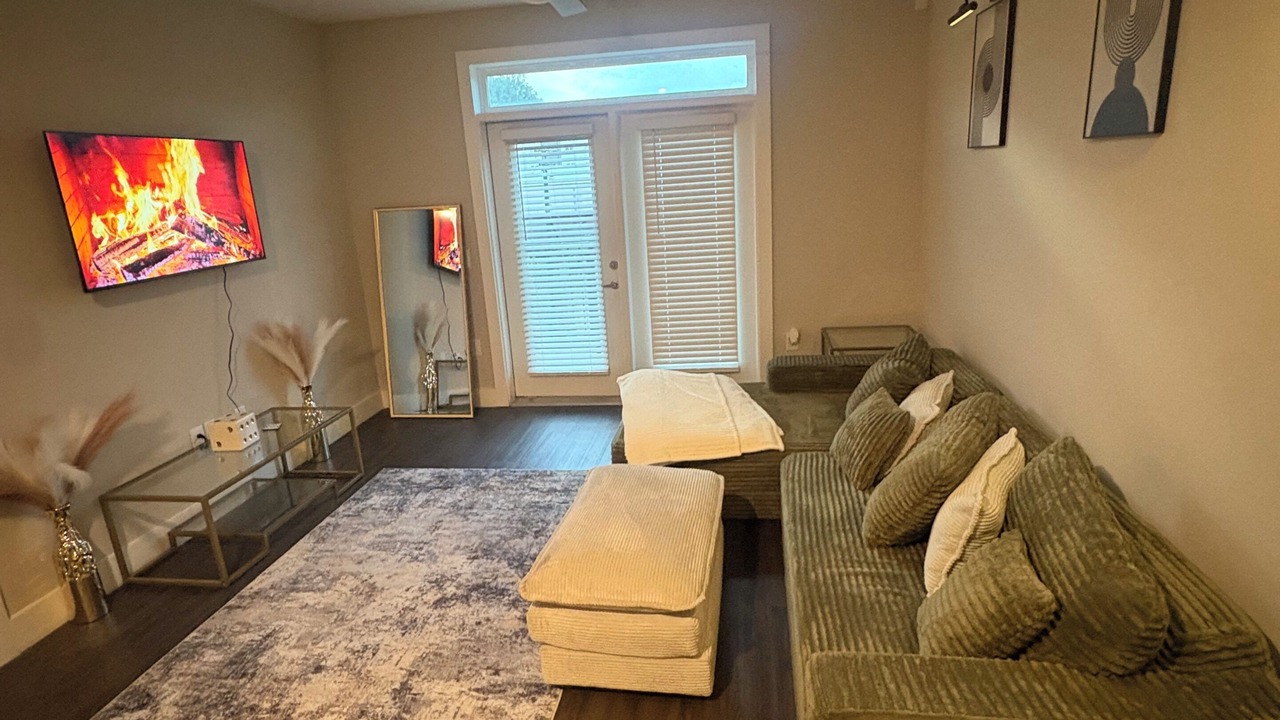 Photo of Livingroom in Chosewood Park