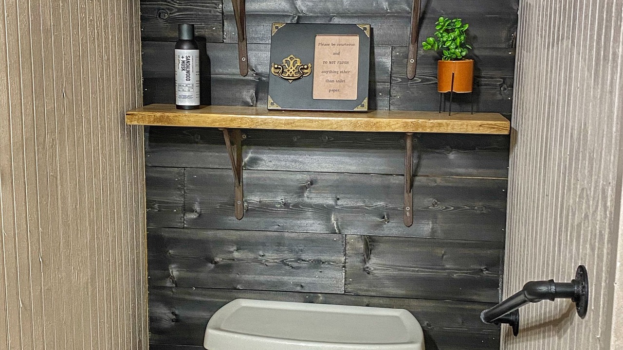 Photo of Bathroom in Ashland