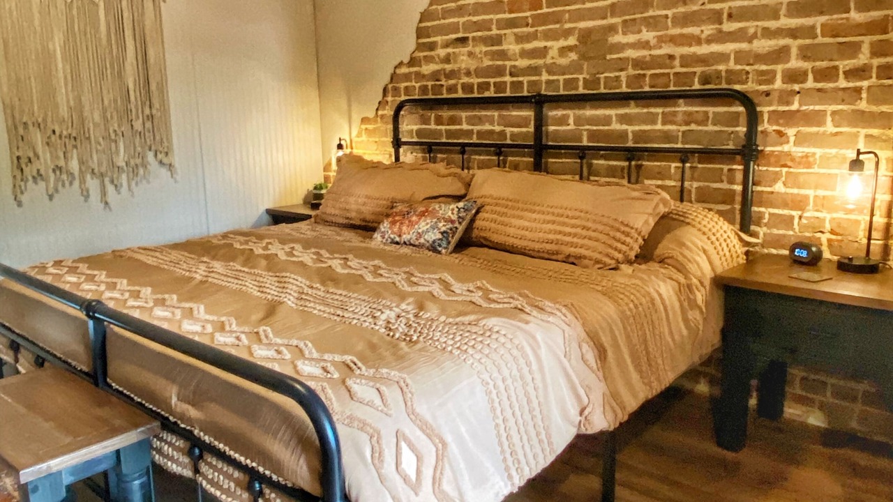 Photo of Bedroom in Ashland
