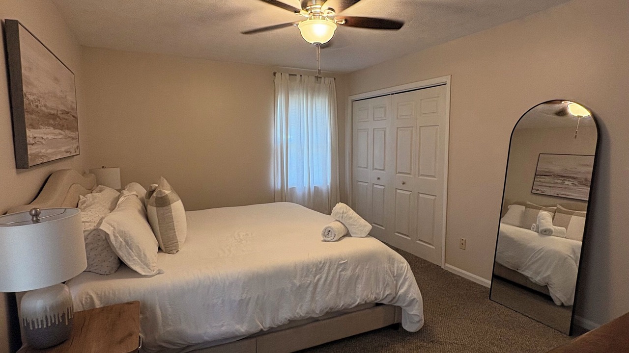 Photo of Bedroom in LaGrange