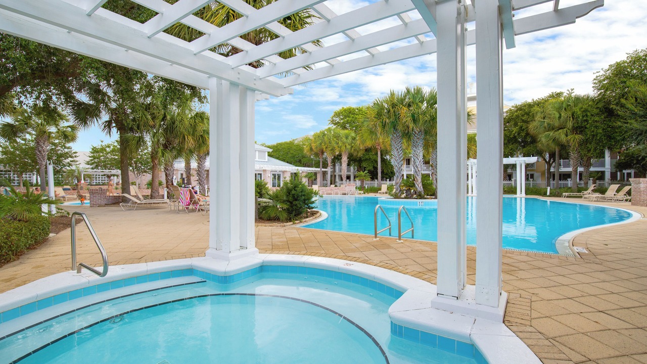 Photo of Outdoor in Baytowne Wharf