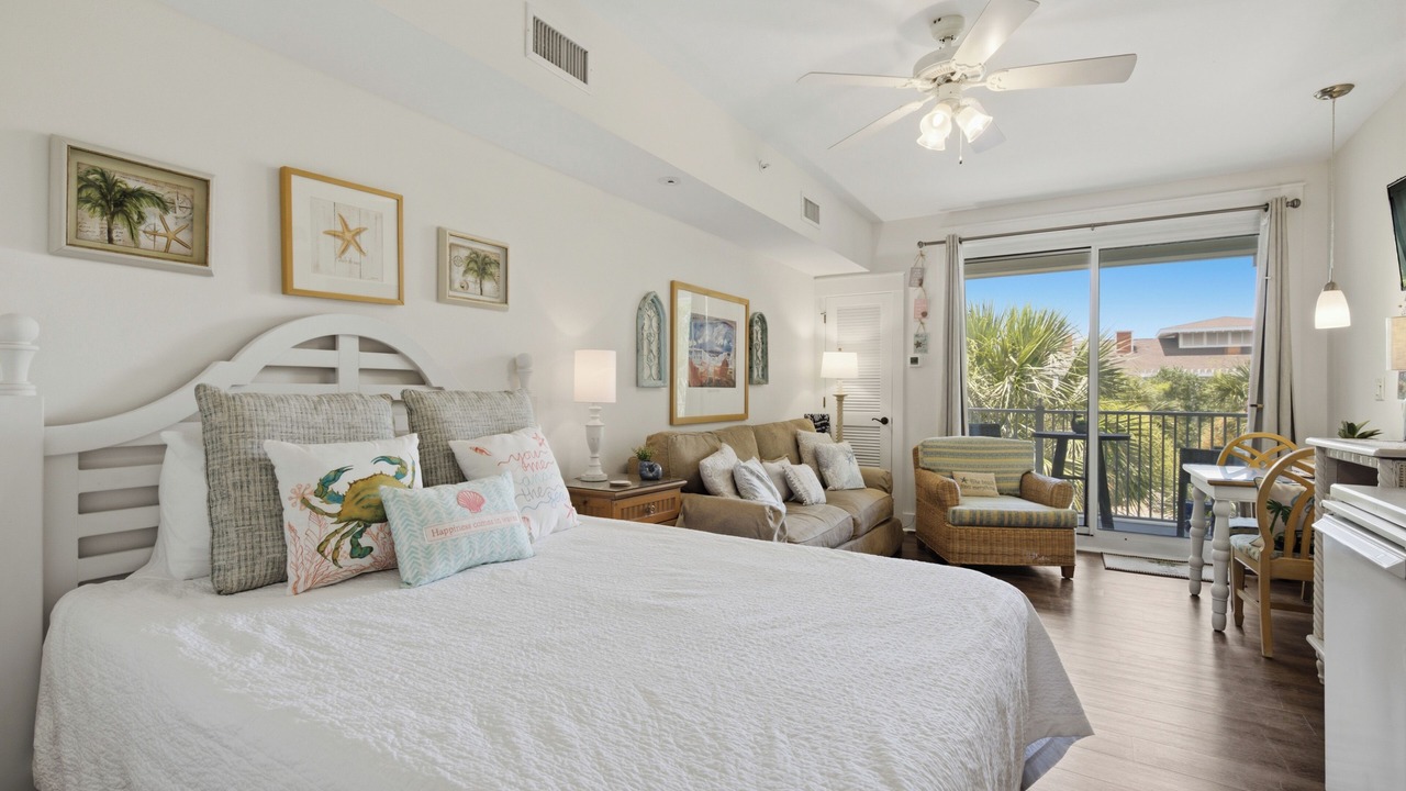 Photo of Bedroom in Baytowne Wharf