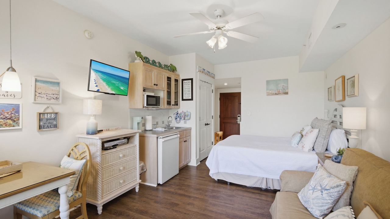 Photo of Bedroom in Baytowne Wharf