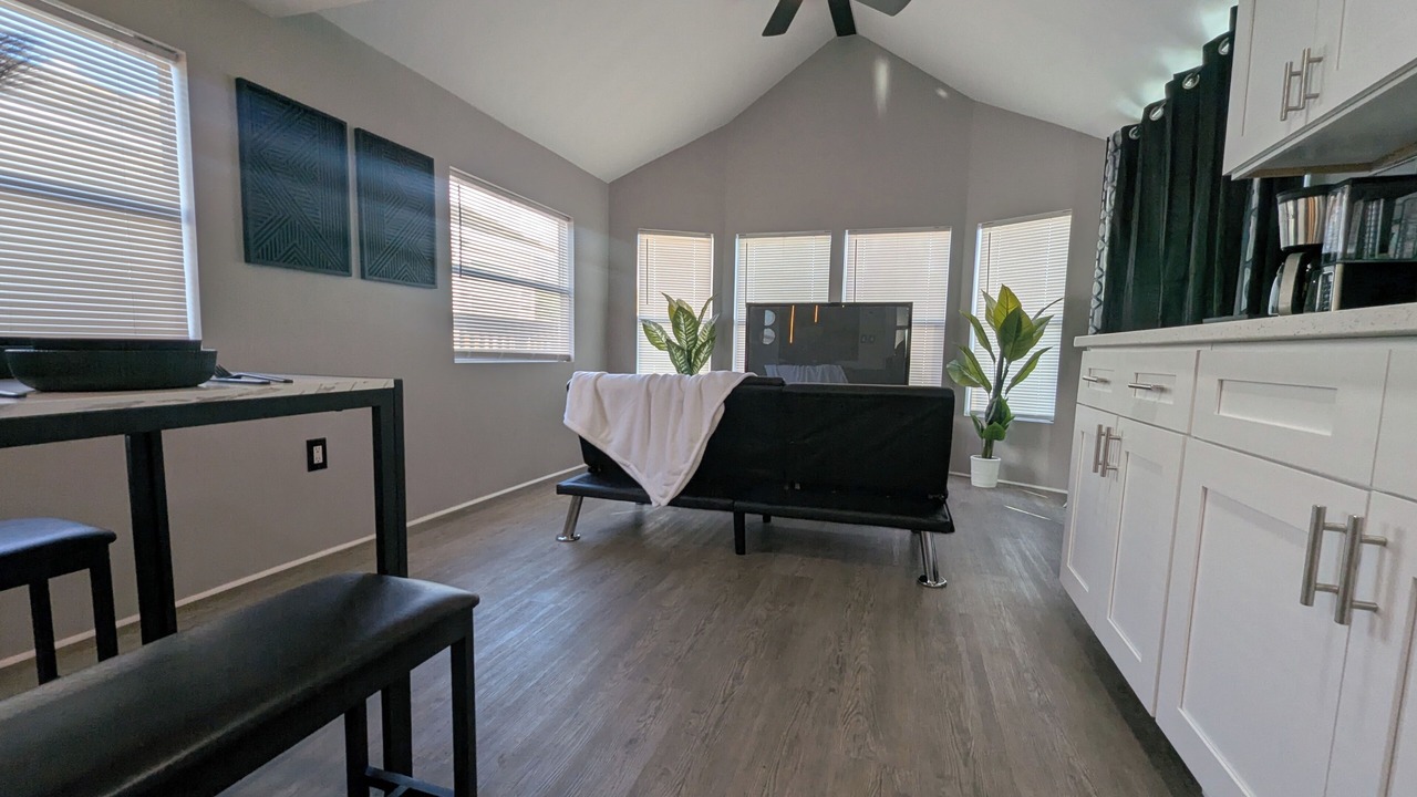 Photo of Livingroom in Davenport