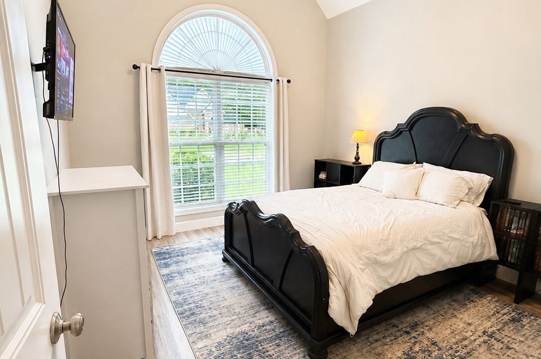 Photo of Bedroom in Kathleen