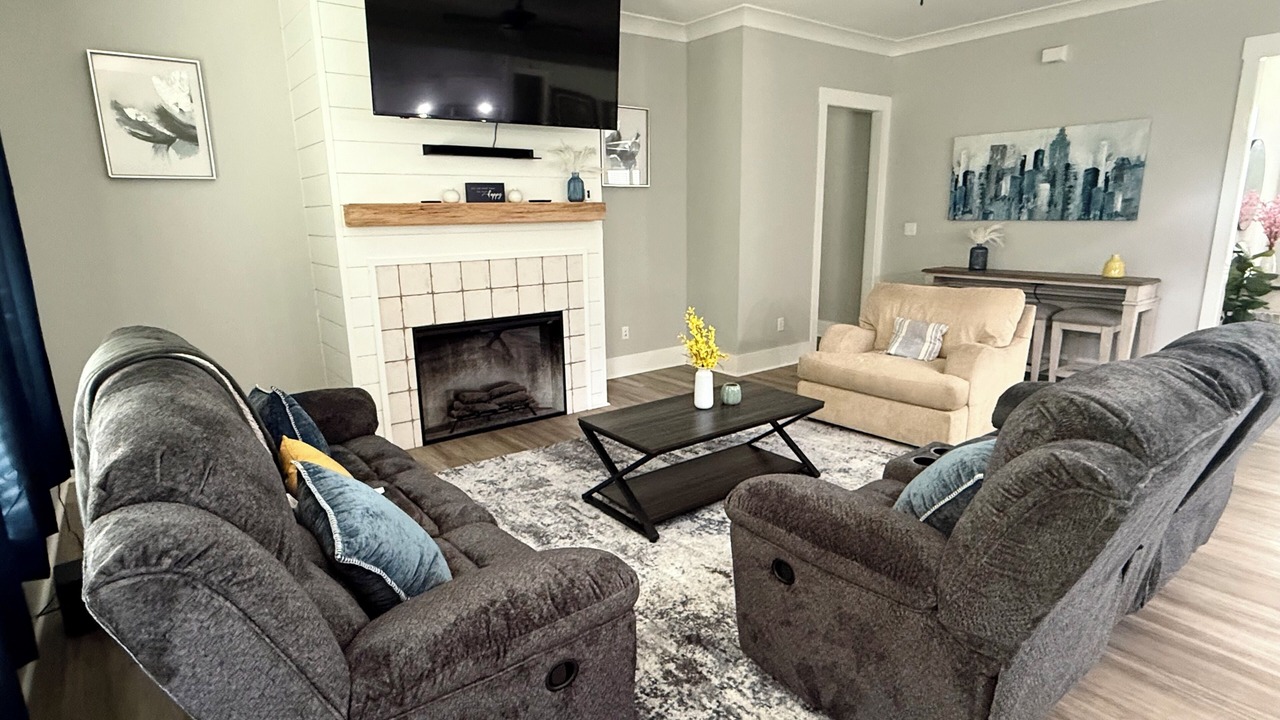 Photo of Livingroom in Albany