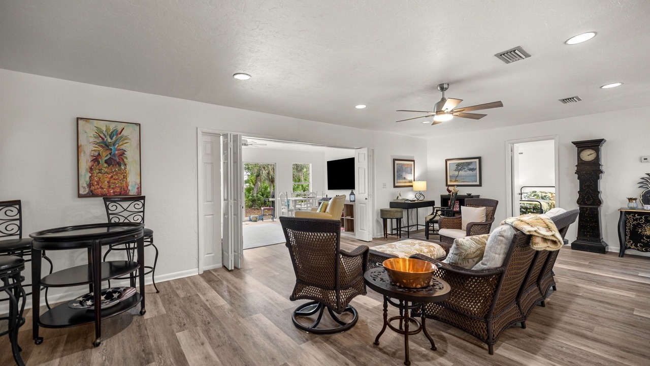 Photo of Livingroom in Hawthorne
