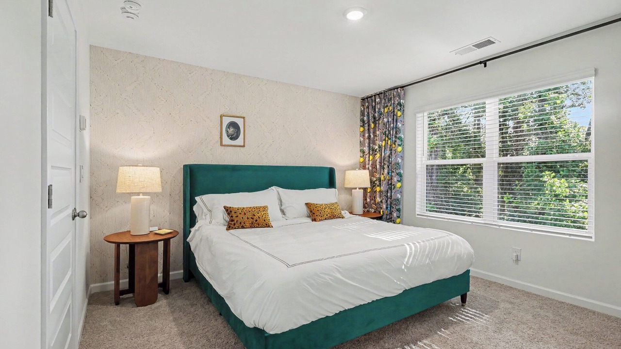 Photo of Bedroom in East Side