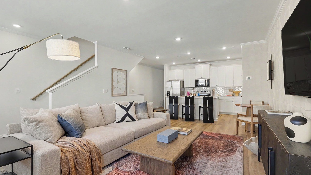 Photo of Livingroom in East Side