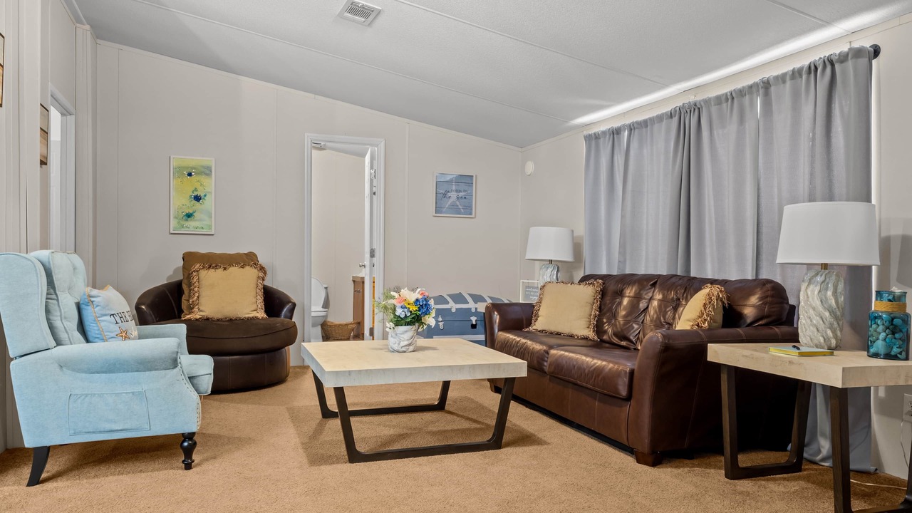 Photo of Livingroom in Perry
