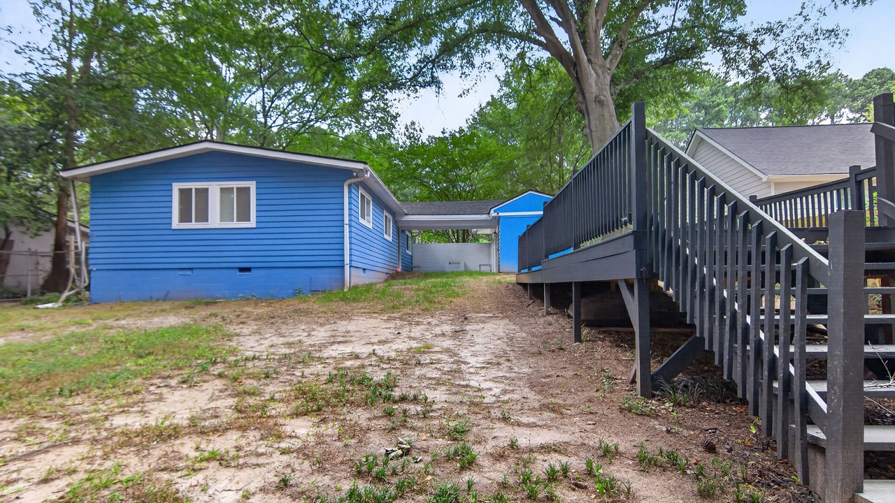 Photo of Outdoor in Buford Highway