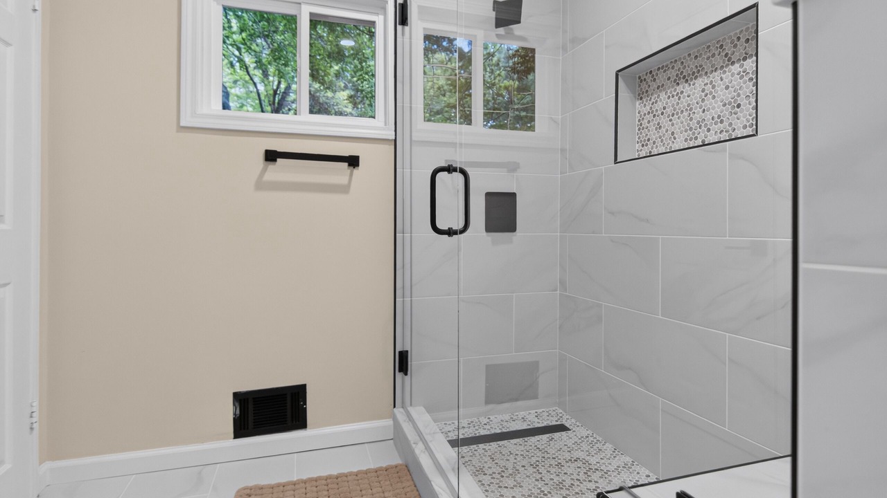 Photo of Bathroom in Buford Highway