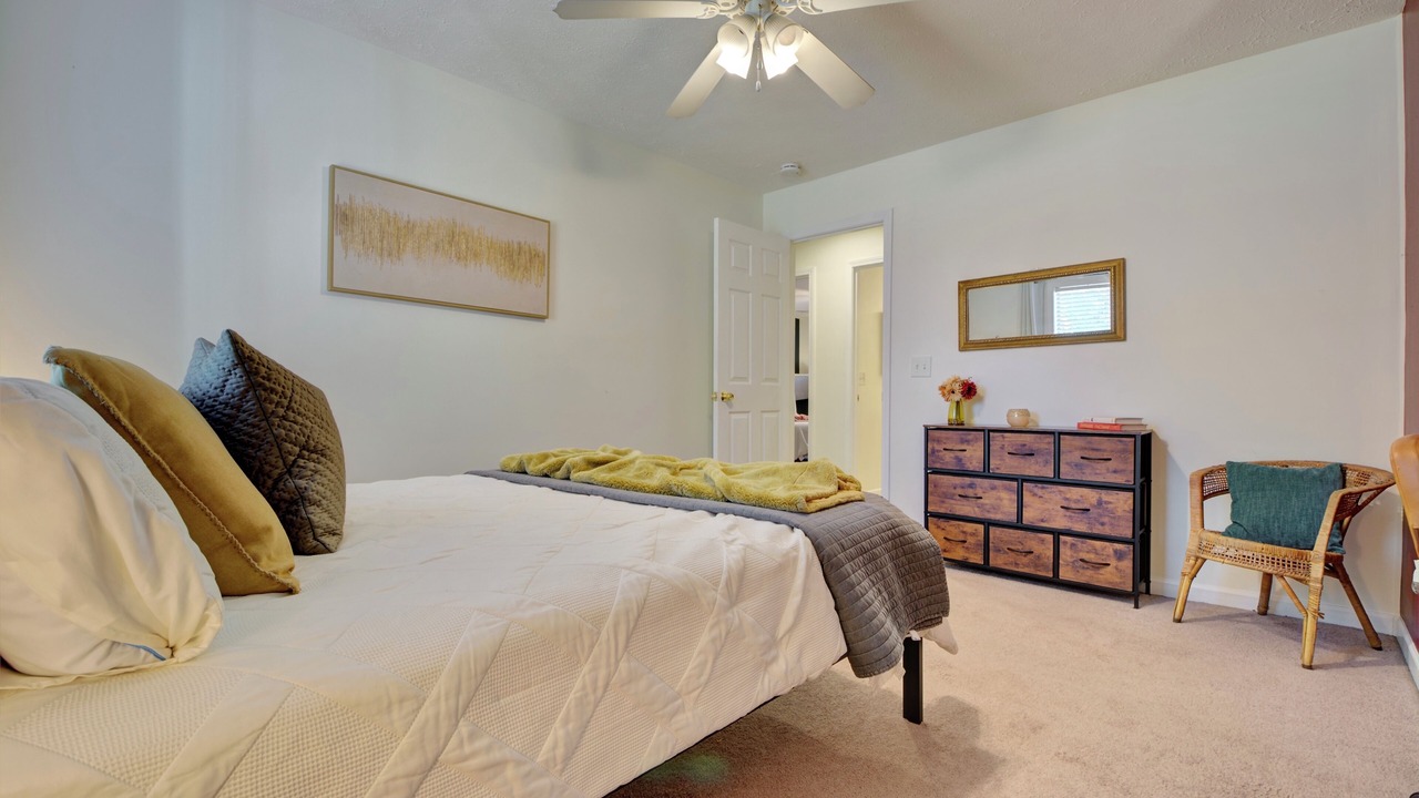 Photo of Bedroom in Auburn