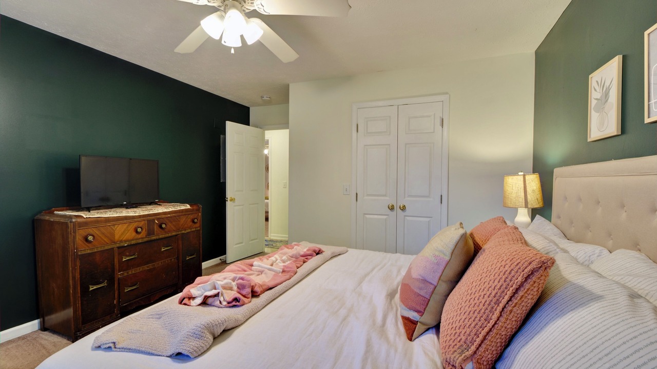 Photo of Bedroom in Auburn