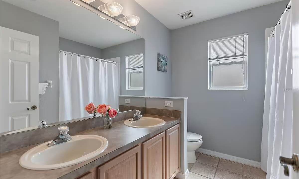 Photo of Bathroom in West Haven