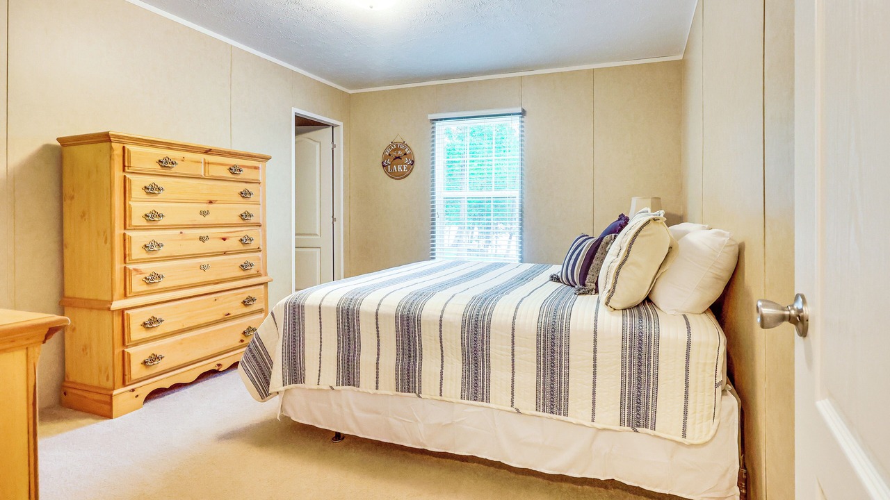 Photo of Bedroom in Gadsden
