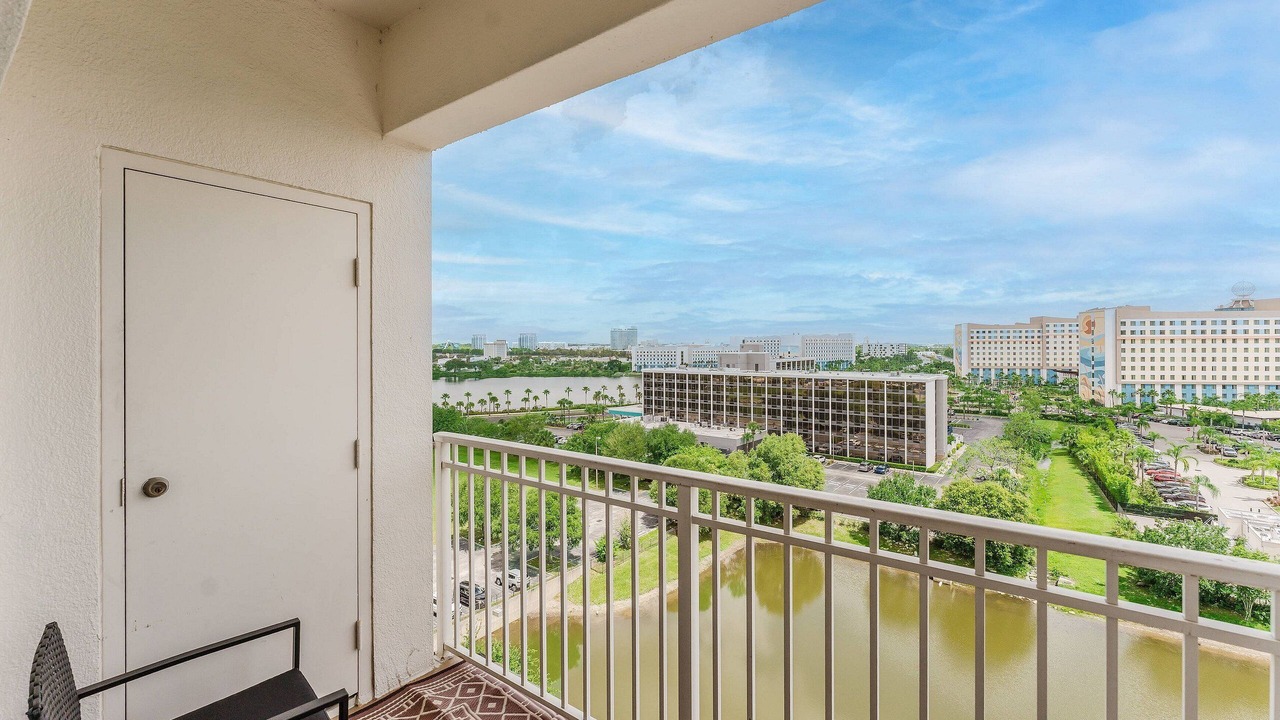 Photo of Patio Balcony in Florida Center