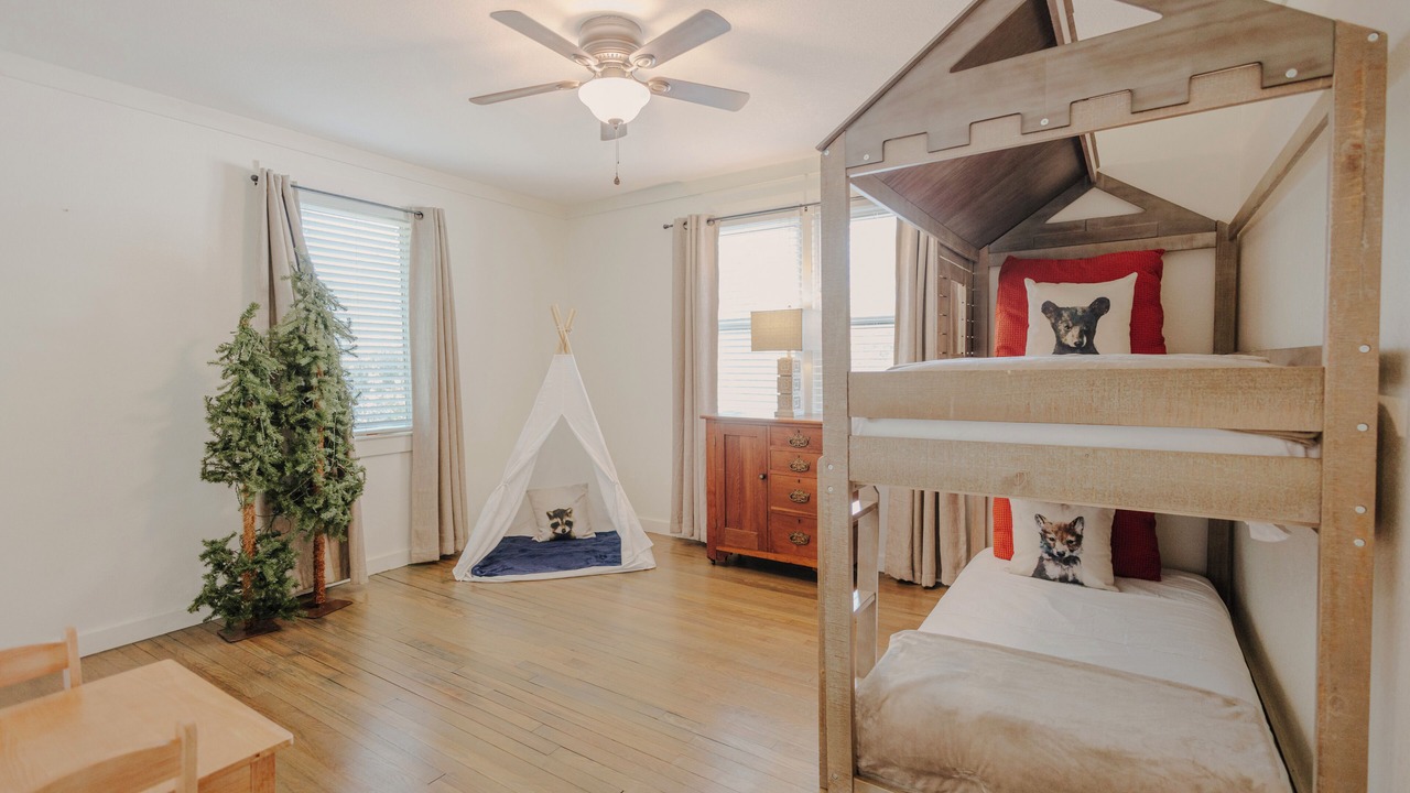 Photo of Bedroom in Thomasville