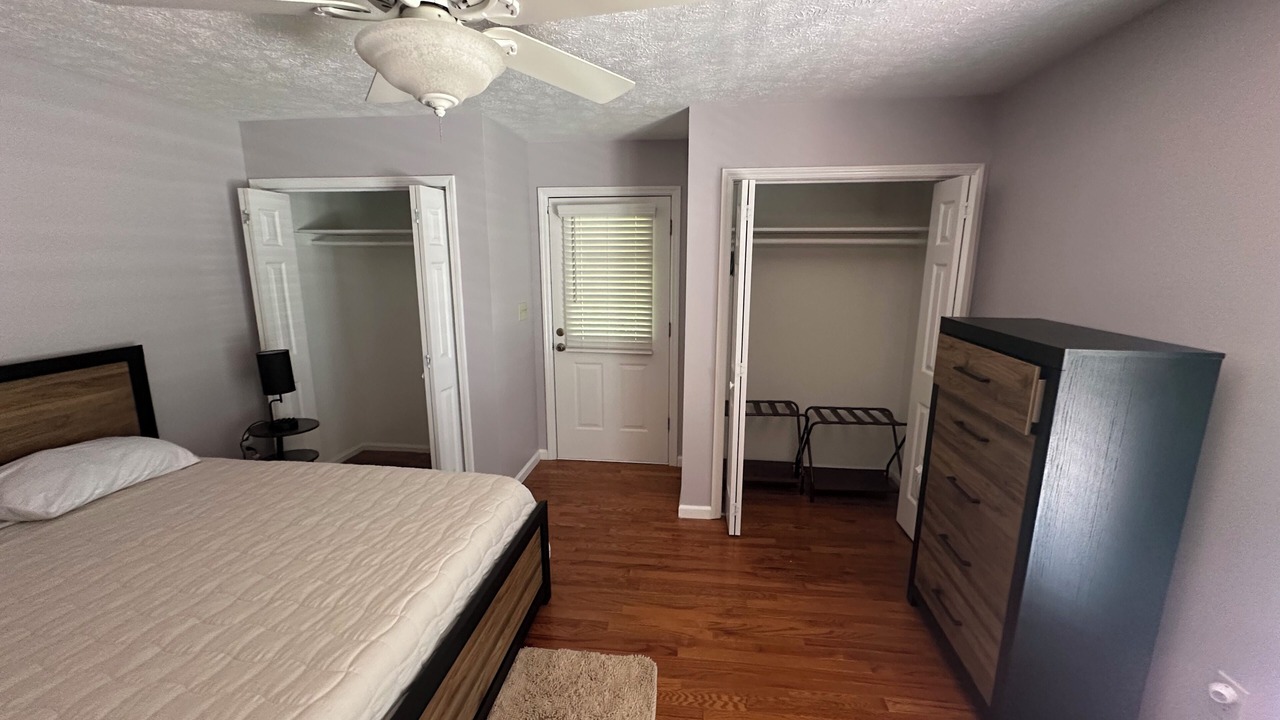 Photo of Bedroom in LaGrange